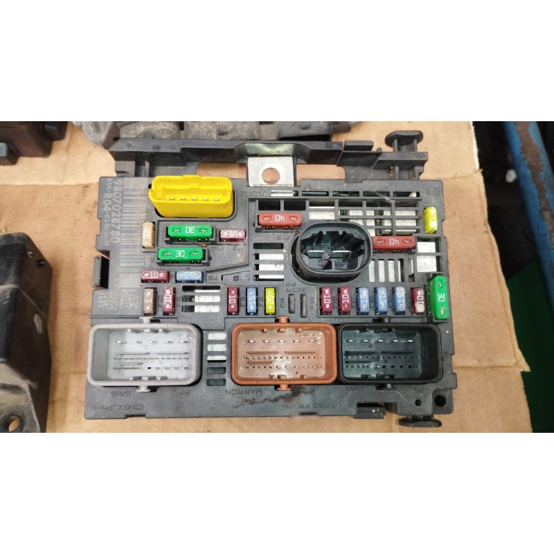 Recambio de caja reles / fusibles para fiat scudo furgoneta (270_, 272_) 1.6 d multijet referencia OEM IAM 9807028780  
