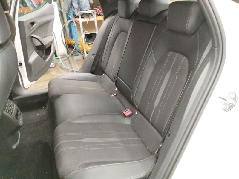 Recambio de asientos traseros para cupra leon (kl1, ku1, kug) 1.5 etsi referencia OEM IAM 5fa885375  