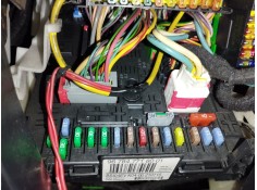 Recambio de caja reles / fusibles para citroën c5 iii break (rw_) 2.0 hdi 165 referencia OEM IAM 9678477180  