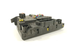 Recambio de caja reles / fusibles para volvo xc70 i cross country (295) d5 xc awd referencia OEM IAM 28017881 05W265 30728512 2