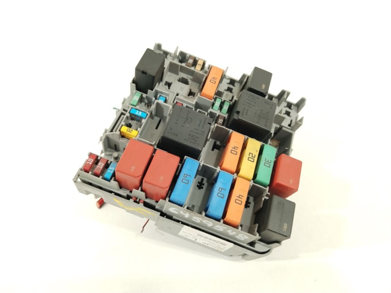 Recambio de caja reles / fusibles para fiat doblo caja/chasis (263_) 1.3 d multijet referencia OEM IAM 51867697  