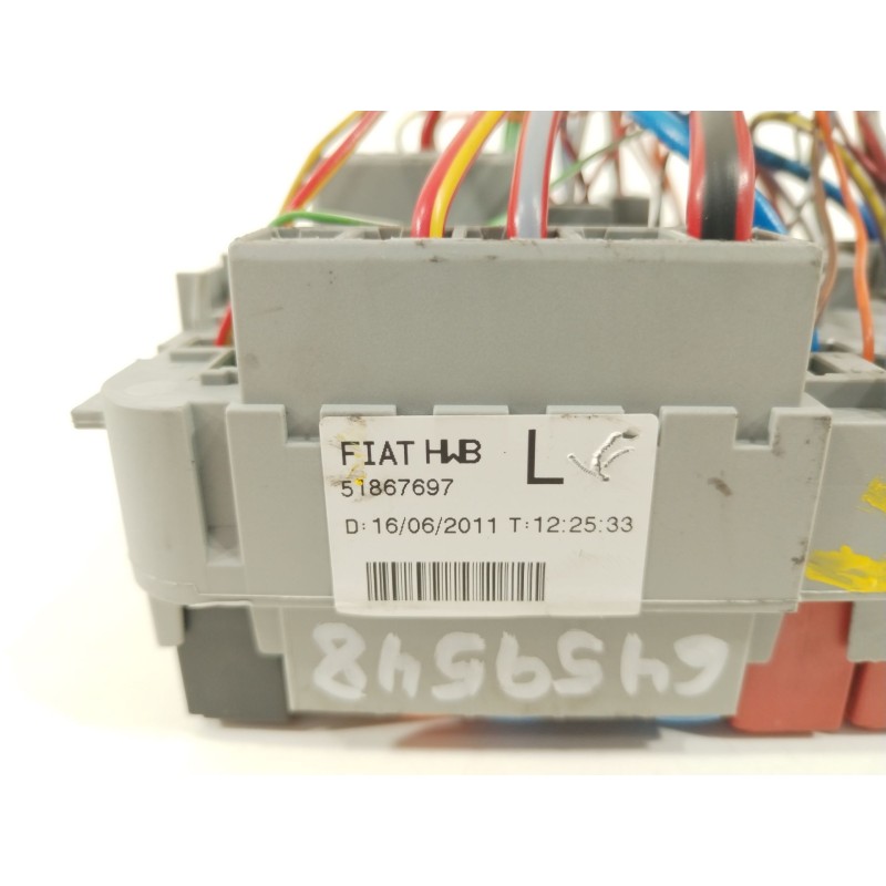 Recambio de caja reles / fusibles para fiat doblo caja/chasis (263_) 1.3 d multijet referencia OEM IAM 51867697  