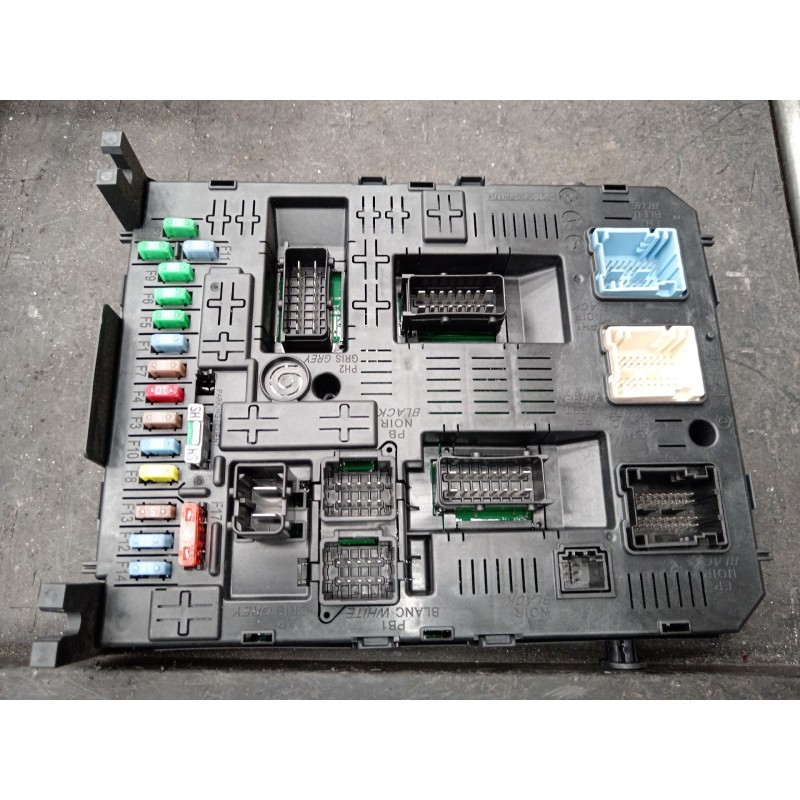 Recambio de caja reles / fusibles para peugeot 308 i (4a_, 4c_) 1.6 hdi referencia OEM IAM 966405918002  BSI04EVK0500