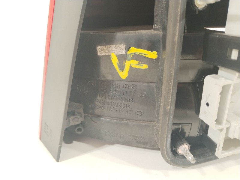 Recambio de piloto trasero izquierdo para skoda octavia berlina (1z3) elegance referencia OEM IAM 1Z5945095B  