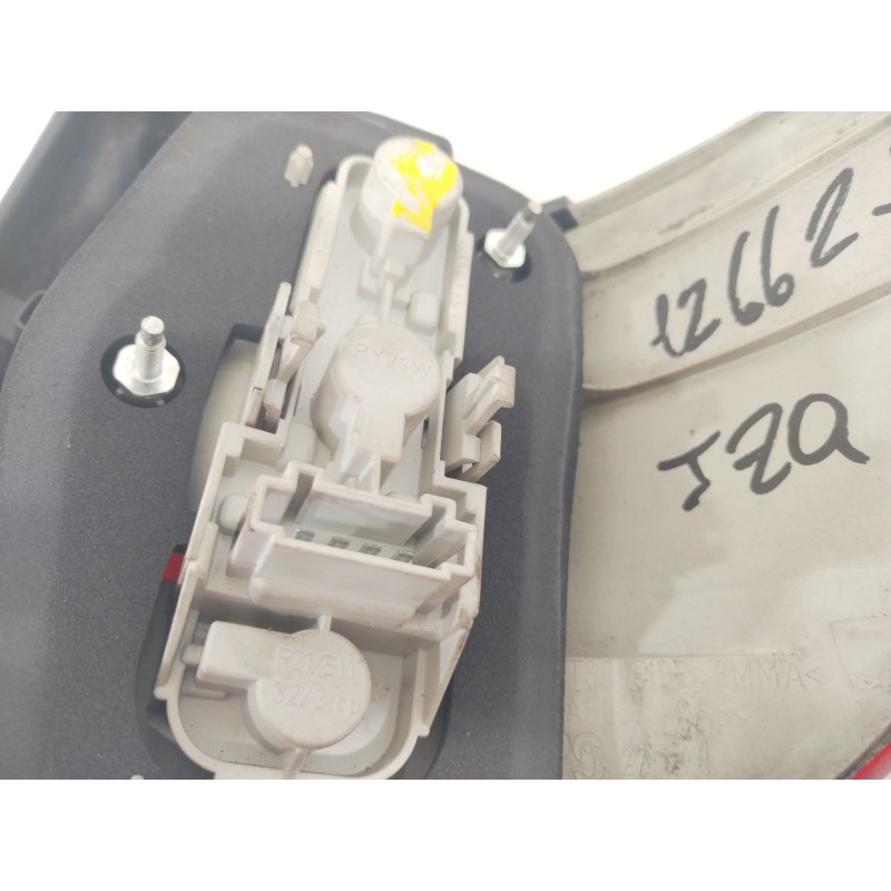 Recambio de piloto trasero izquierdo para mercedes-benz clase b (w245) 200 cdi (245.208) referencia OEM IAM A1698202364  