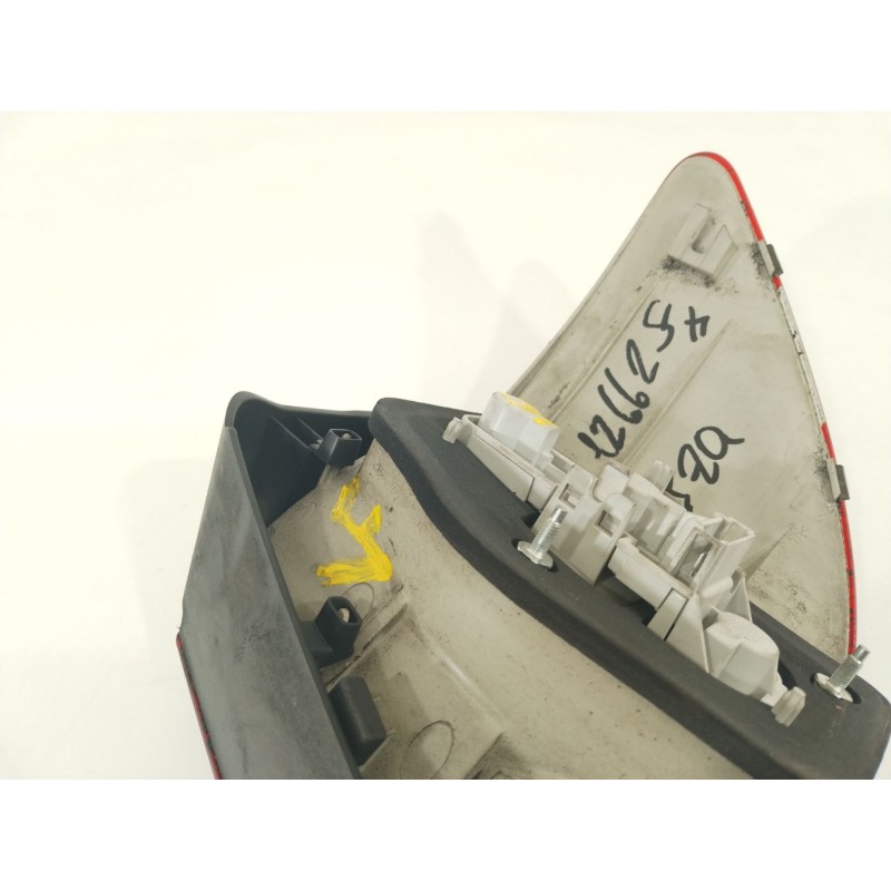 Recambio de piloto trasero izquierdo para mercedes-benz clase b (w245) 200 cdi (245.208) referencia OEM IAM A1698202364  