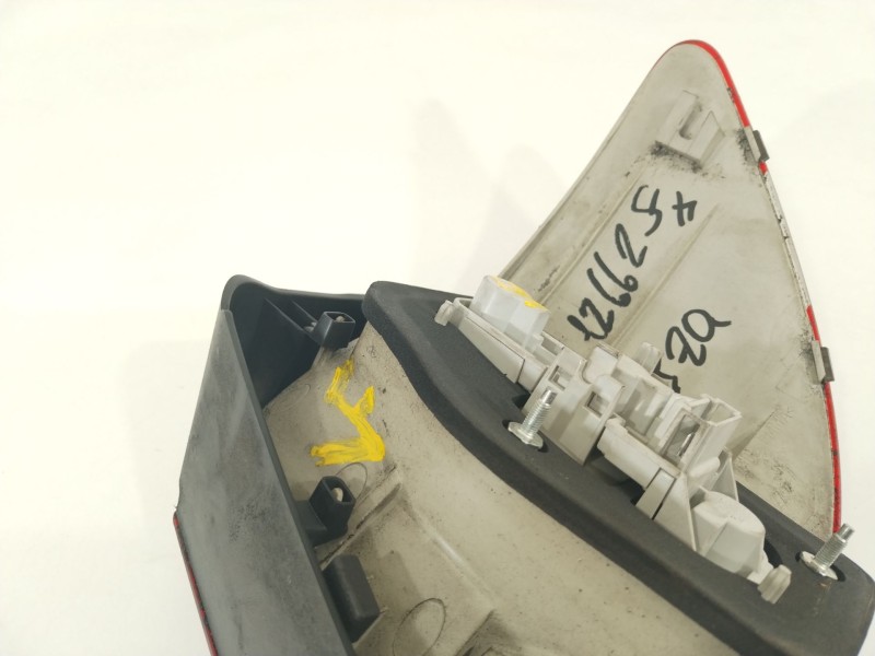 Recambio de piloto trasero izquierdo para mercedes-benz clase b (w245) 200 cdi (245.208) referencia OEM IAM A1698202364  