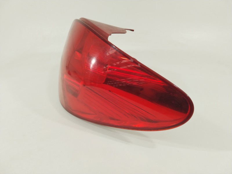 Recambio de piloto trasero derecho para peugeot 207/207+ (wa_, wc_) 1.4 16v referencia OEM IAM 9649986580  