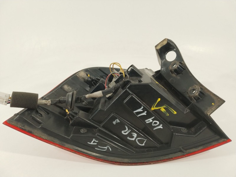 Recambio de piloto trasero derecho para kia rio basic referencia OEM IAM 924021W2R  924021W210