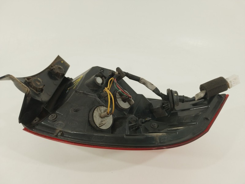 Recambio de piloto trasero derecho para kia rio basic referencia OEM IAM 924021W2R  924021W210