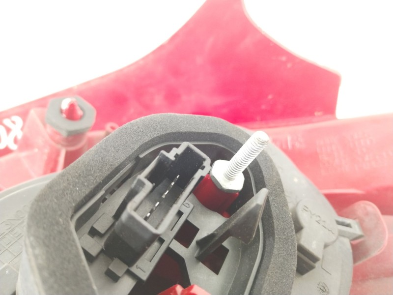 Recambio de piloto trasero izquierdo para peugeot 208 i (ca_, cc_) 1.2 vti 82 referencia OEM IAM 9672628280  