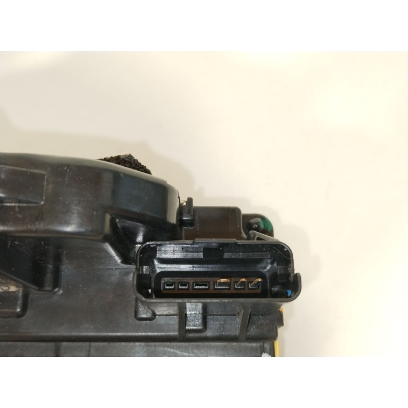 Recambio de cerradura puerta trasera derecha para nissan qashqai ii (j11, j11_) 1.5 dci referencia OEM IAM 825004EA2A  