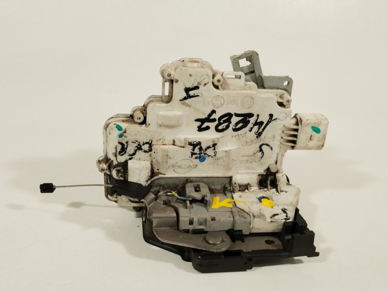 Recambio de cerradura puerta delantera derecha para seat leon (1p1) 1.9 tdi referencia OEM IAM   