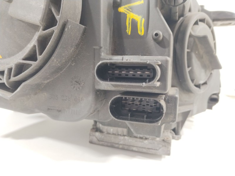 Recambio de faro izquierdo para mercedes-benz clase b (w245) 200 cdi (245.208) referencia OEM IAM A1698203761  