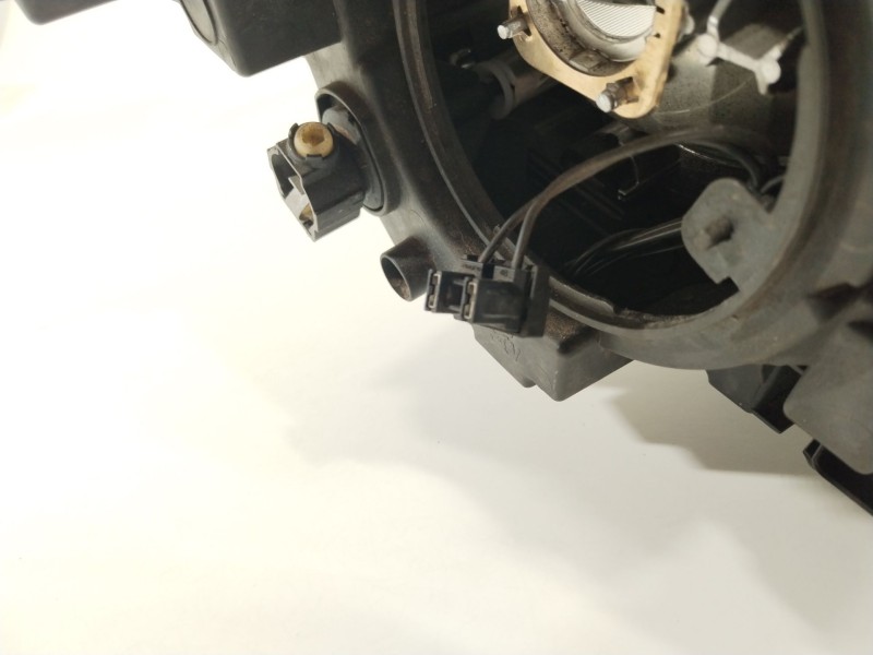 Recambio de faro izquierdo para opel corsa f (p2jo) 1.5 (68) referencia OEM IAM 9829465580  