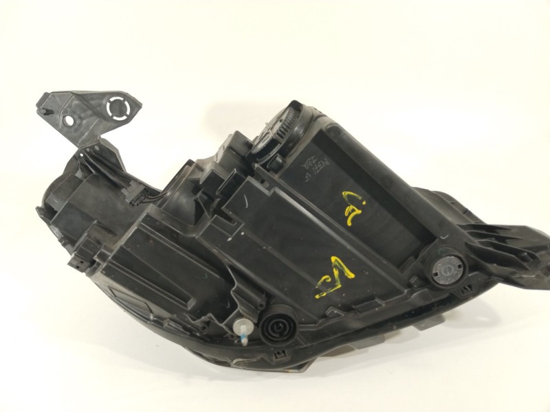 Recambio de faro izquierdo para opel corsa f (p2jo) 1.5 (68) referencia OEM IAM 9829465580  