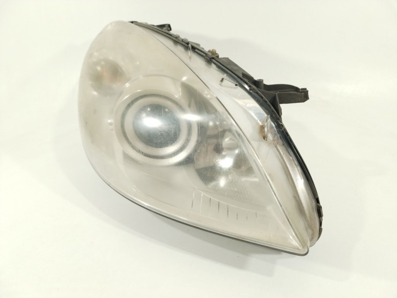 Recambio de faro derecho para mercedes-benz clase b (w245) 200 cdi (245.208) referencia OEM IAM A1698203861  