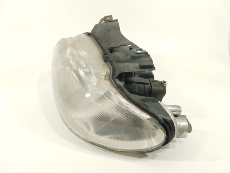 Recambio de faro izquierdo para citroën xsara (n1) 1.9 td referencia OEM IAM 9637020180  