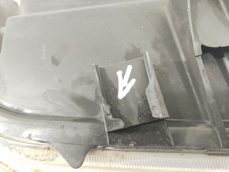 Recambio de faro izquierdo para citroën xsara (n1) 1.9 td referencia OEM IAM 9637020180  