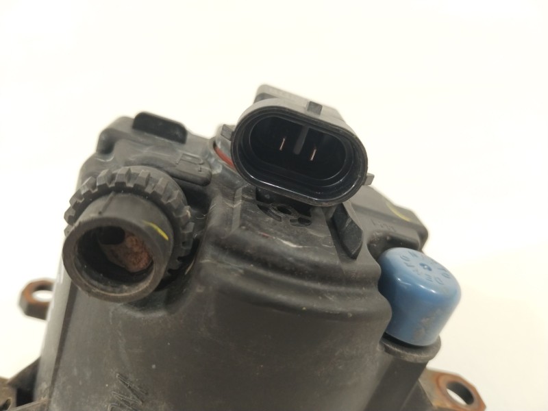 Recambio de faro antiniebla derecho para toyota auris (_e15_) 1.4 (zze150_) referencia OEM IAM 812100D041  