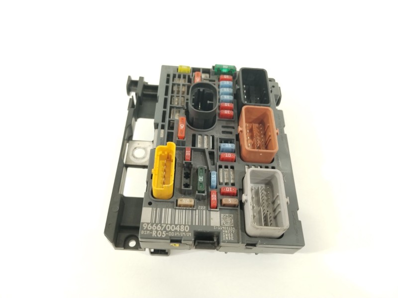 Recambio de caja reles / fusibles para peugeot 308 i (4a_, 4c_) 1.6 hdi referencia OEM IAM 9666700480  BSMR0500