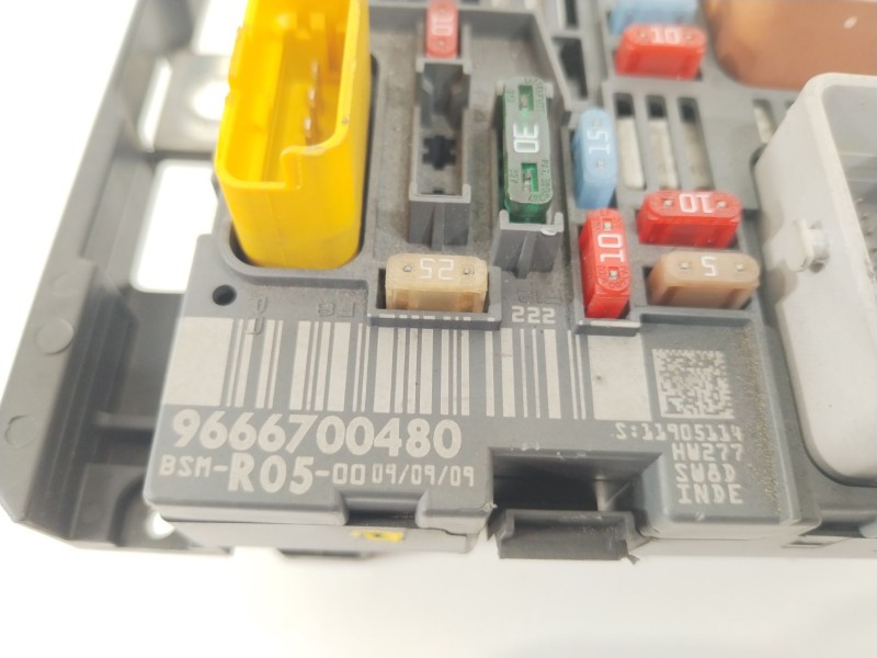 Recambio de caja reles / fusibles para peugeot 308 i (4a_, 4c_) 1.6 hdi referencia OEM IAM 9666700480  BSMR0500