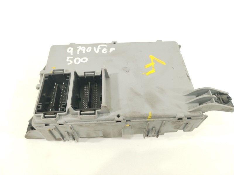 Recambio de caja reles / fusibles para fiat nuova 500 (150) star referencia OEM IAM 519318190  