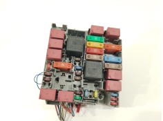 Recambio de caja reles / fusibles para fiat tipo sedán (356_, 357_) 1.4 lpg (356sxf1b) referencia OEM IAM 52028777  