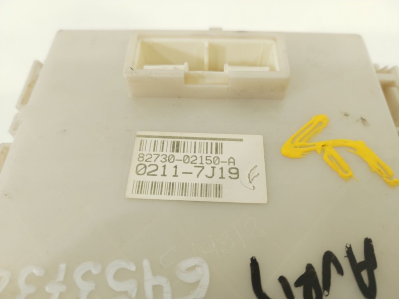 Recambio de caja reles / fusibles para toyota auris (_e15_) 1.4 (zze150_) referencia OEM IAM 8273002150A  02117J19