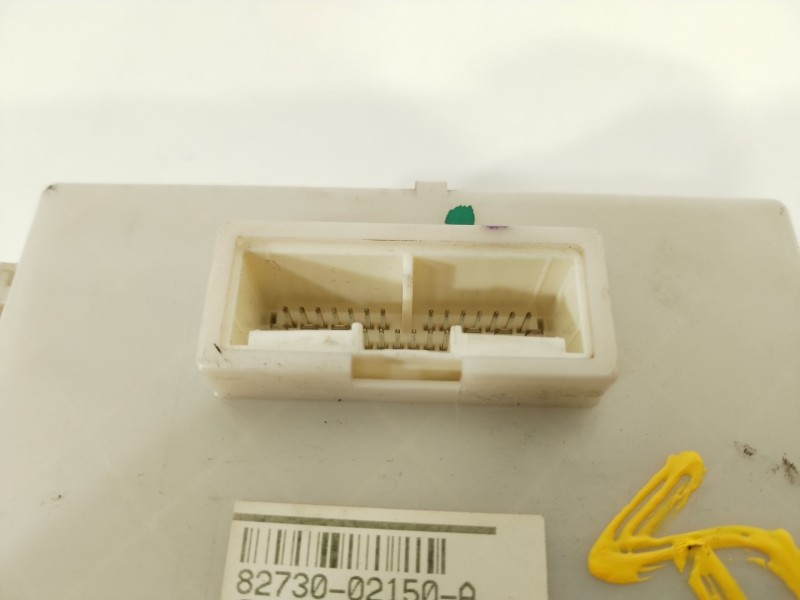 Recambio de caja reles / fusibles para toyota auris (_e15_) 1.4 (zze150_) referencia OEM IAM 8273002150A  02117J19