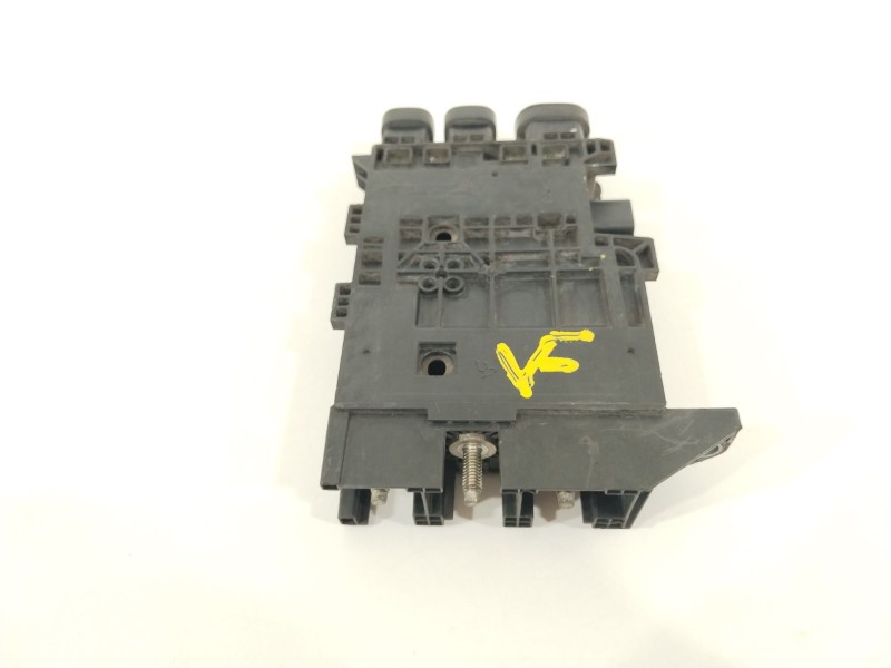 Recambio de caja reles / fusibles para renault scénic iii (jz0/1_) 1.5 dci referencia OEM IAM 243800011R  