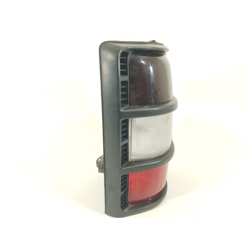 Recambio de piloto trasero izquierdo para mitsubishi montero (v20/v40) 2800 td aniversario (4-ptas.) referencia OEM IAM MB831089