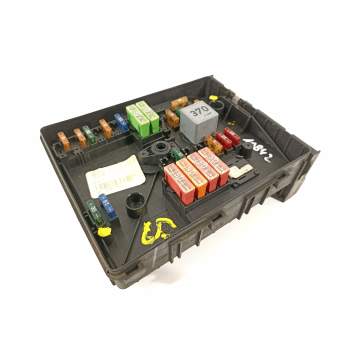 CAJA RELES / FUSIBLES 1K0937125A  OEM 1K0937125A