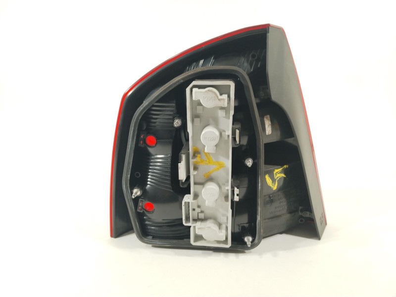 Recambio de piloto trasero derecho para skoda octavia berlina (1z3) elegance referencia OEM IAM 1Z5945096B  