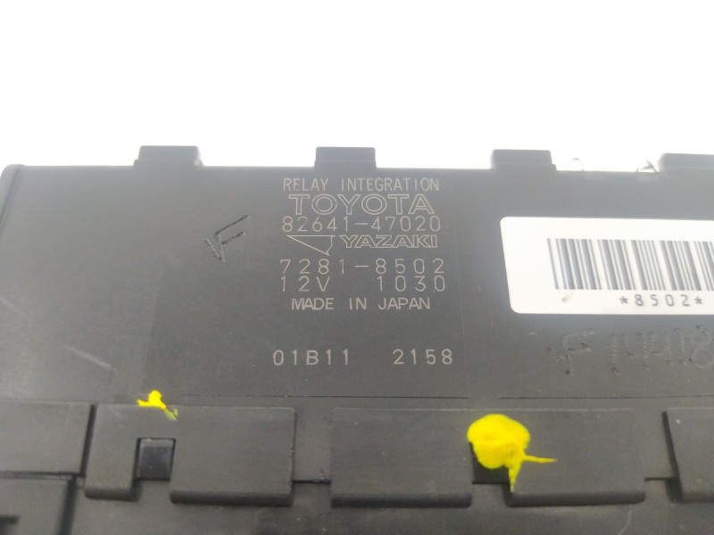 Recambio de caja reles / fusibles para toyota yaris (_p13_) 1.5 hybrid (nhp130_) referencia OEM IAM 8264147020  72818502