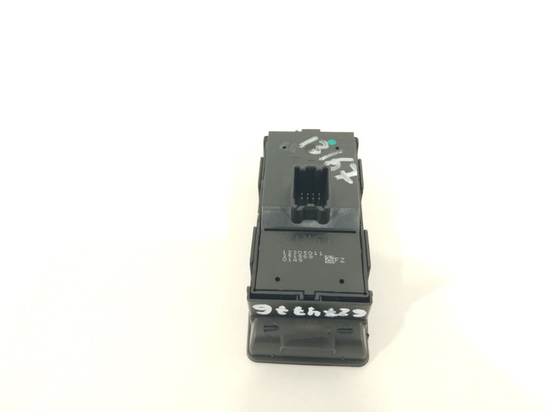 Recambio de mando elevalunas delantero izquierdo para opel insignia berlina cosmo referencia OEM IAM 13305011  