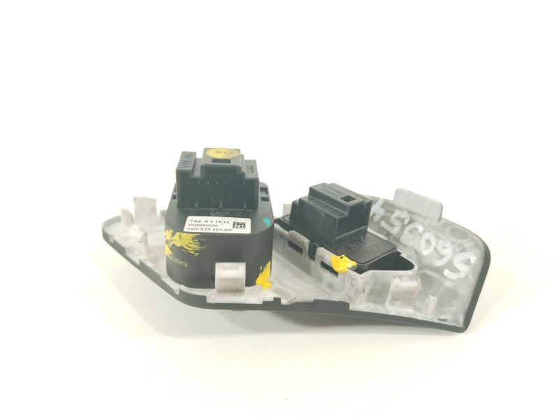 Recambio de mando retrovisor para volkswagen golf vii lim. advance bluemotion referencia OEM IAM 5G0959565AC  