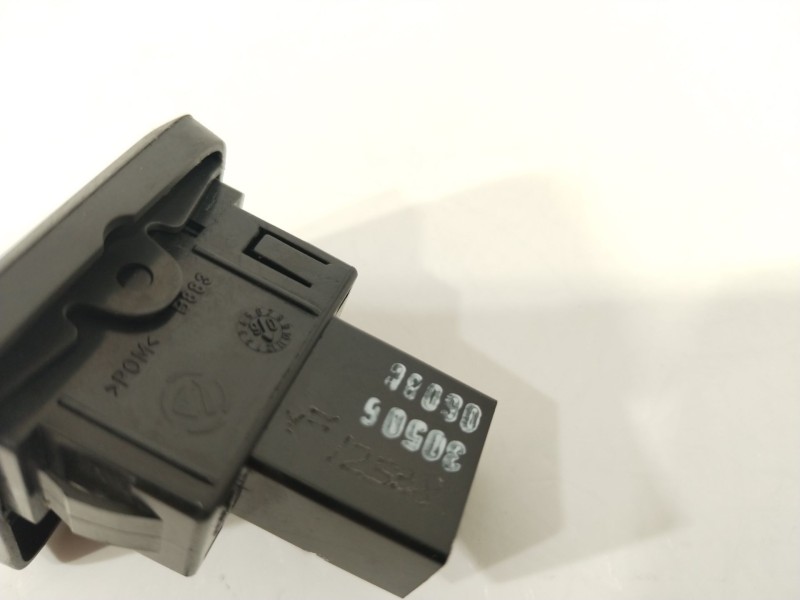 Recambio de mando elevalunas delantero derecho para fiat nuova 500 (150) by diesel referencia OEM IAM 735450602  