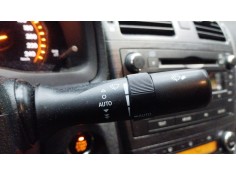 Recambio de mando limpia para toyota avensis (t27) active referencia OEM IAM 0518017F420  8465205180