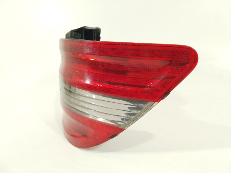 Recambio de piloto trasero derecho para mercedes-benz clase b (w245) 200 cdi (245.208) referencia OEM IAM A1698202464  