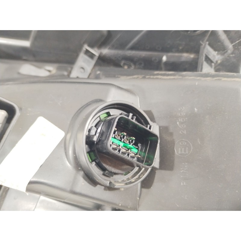 Recambio de faro derecho para hyundai tucson (nx4e, nx4a) 1.6 t-gdi plug-in-hybrid htrac referencia OEM IAM 92208N7100  