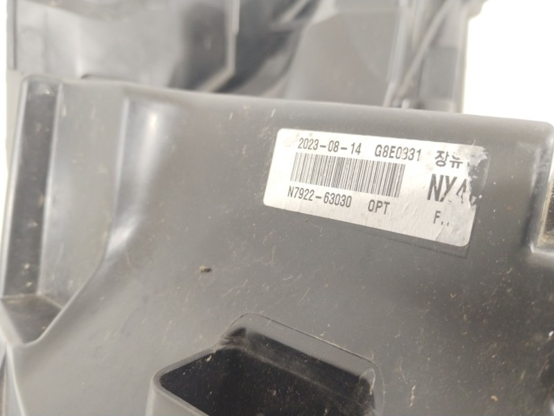 Recambio de faro derecho para hyundai tucson (nx4e, nx4a) 1.6 t-gdi plug-in-hybrid htrac referencia OEM IAM 92208N7100  