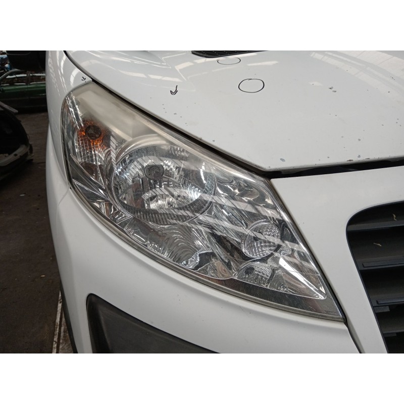 Recambio de faro derecho para fiat scudo autobús (270_, 272_) 2.0 d multijet referencia OEM IAM 1401367980  89902604