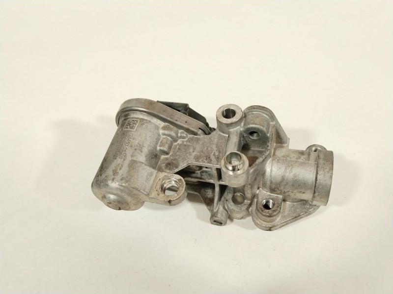 Recambio de valvula egr para kia rio (yb) referencia OEM IAM 2845008000  21032B3324