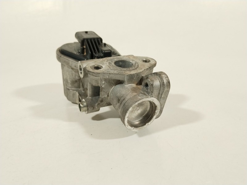 Recambio de valvula egr para kia rio (yb) referencia OEM IAM 2845008000  21032B3324