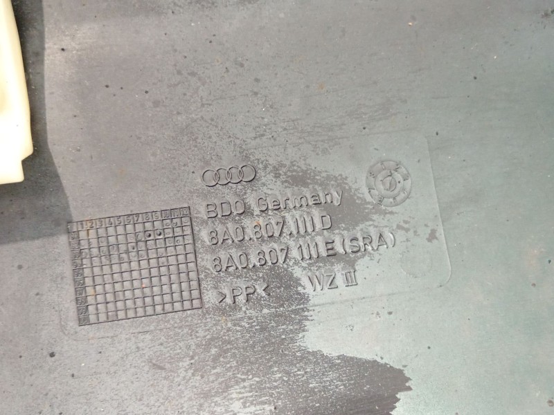 Recambio de paragolpes delantero para audi 80 b4 avant (8c5) 1.9 tdi referencia OEM IAM 8A0807111  