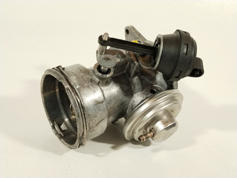 Recambio de valvula egr para volkswagen touareg (7la) tdi r5 referencia OEM IAM 070128073  070128070C