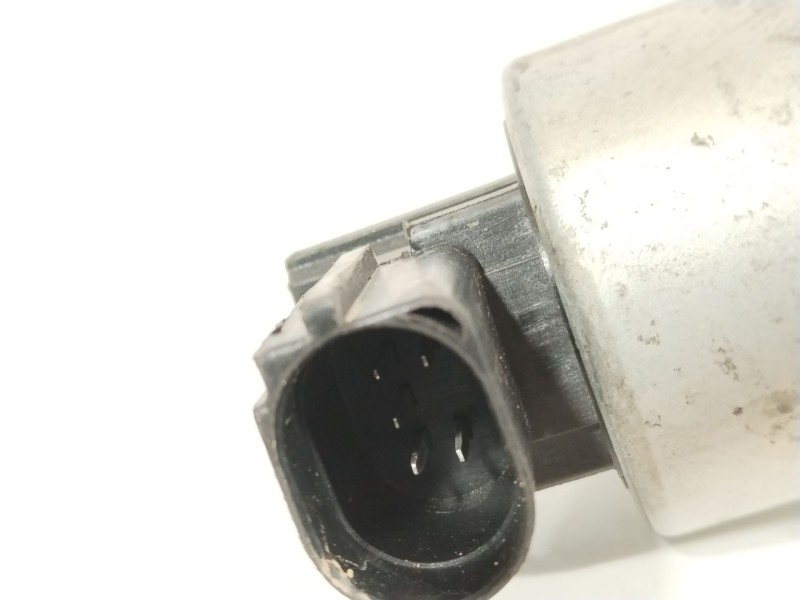 Recambio de valvula egr para ssangyong rodius xdi referencia OEM IAM 6651400660   Recambio de valvula egr para ssangyong rodius xdi referencia OEM IAM 6651400660