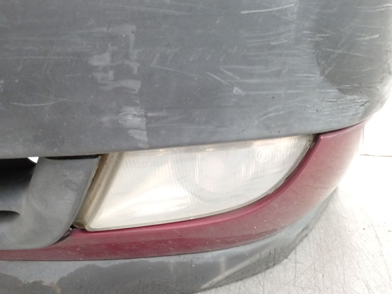 Recambio de paragolpes delantero para citroën xsara (n1) 1.9 td referencia OEM IAM 96221738  