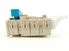 Recambio de caja reles / fusibles para toyota auris (_e15_) 1.4 d-4d (nde150_) referencia OEM IAM 8273002J70A 279412A26 317291I1 2